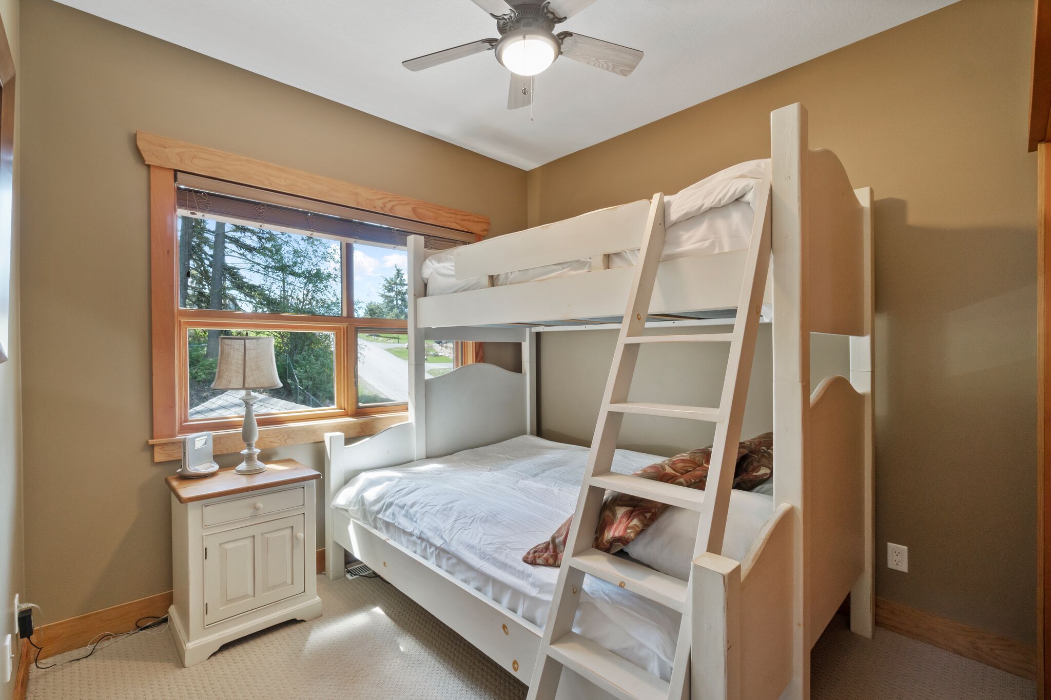 2nd Bedroom - Double/Single Bunk