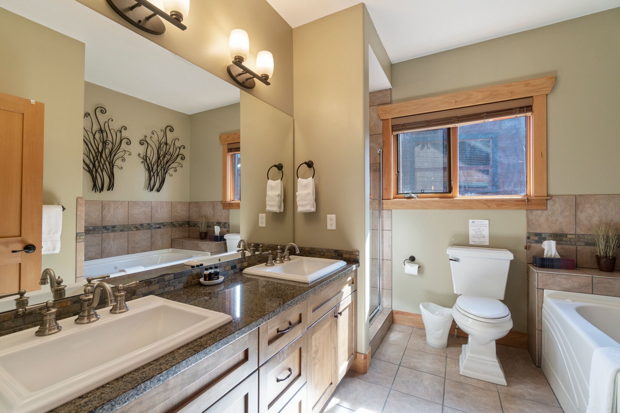 Main Bathroom Up