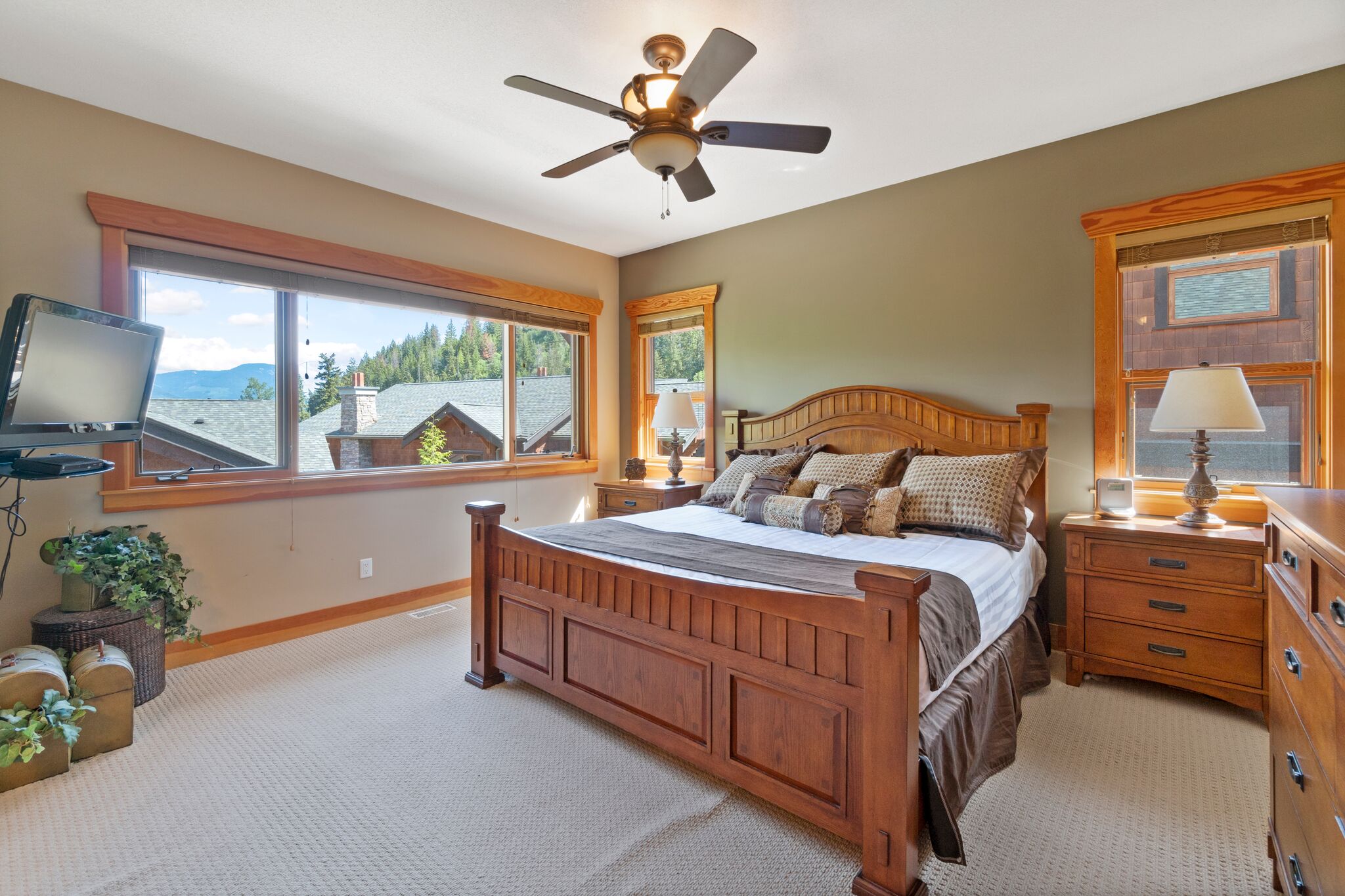 Master Bedroom - King