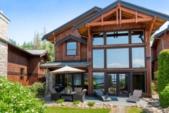 Lodge 3 Exterior