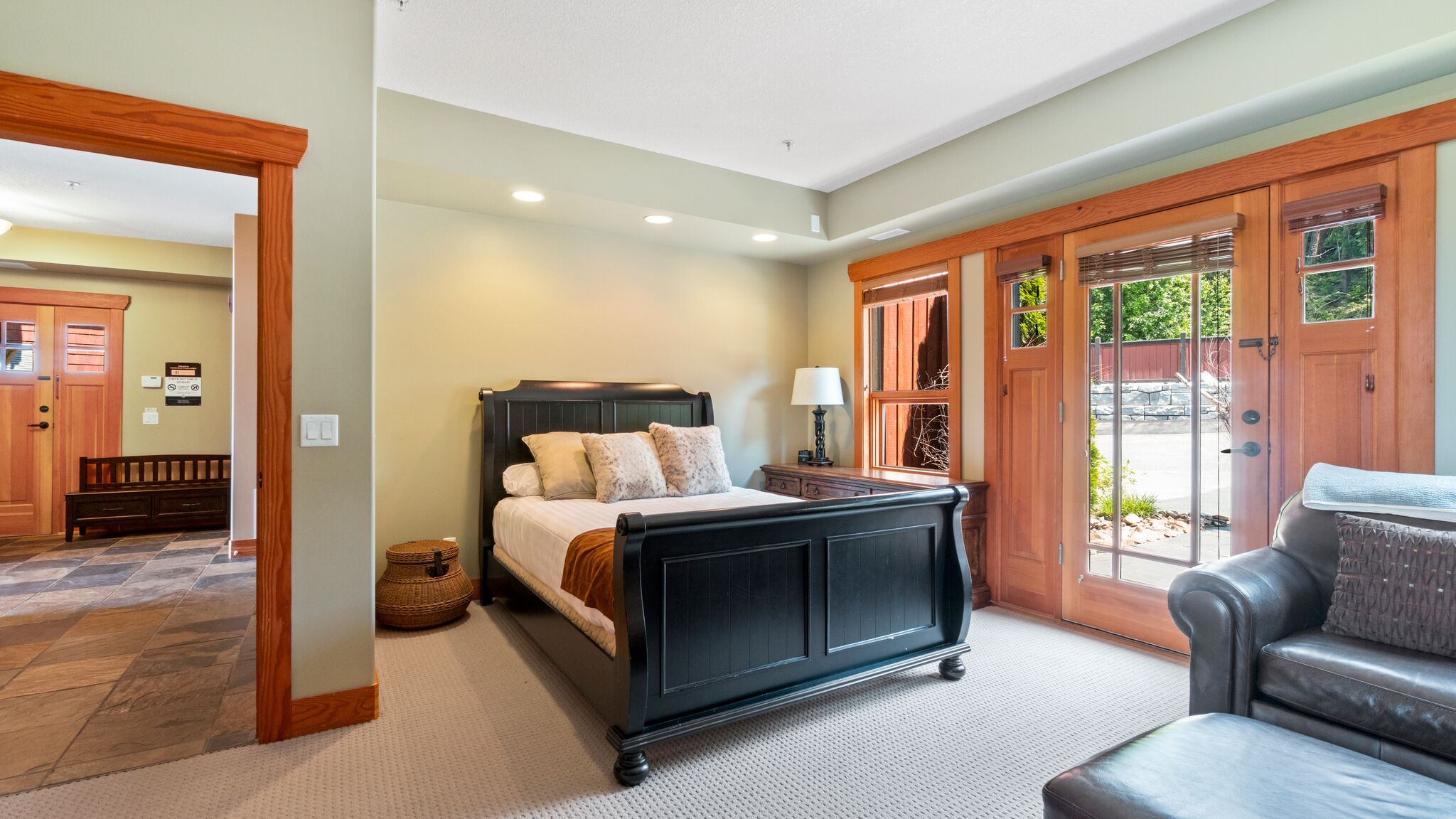 4th Bedroom - Queen (Downstairs)