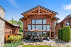 Lodge 4 Exterior