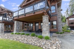 Exterior, Lakeside